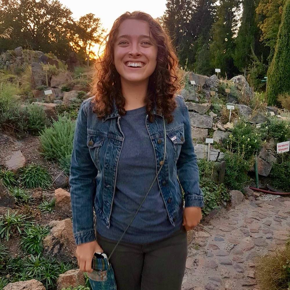 Meet your Posher, Nicole